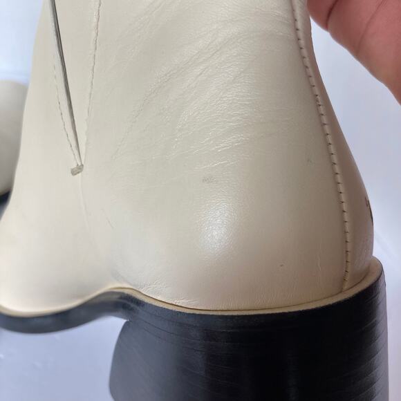 Mercedes Castillo Off White Xandra Chelsea Ankle Boot Size 11 - Picture 4 of 13